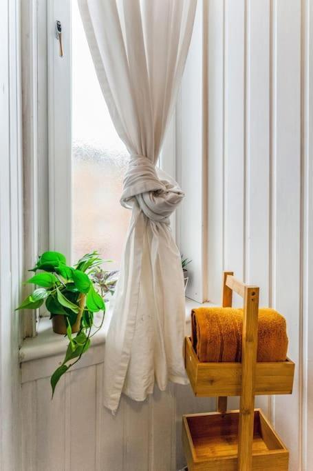 Traditional 1-Bed Flat In Southside Glasgow Zewnętrze zdjęcie
